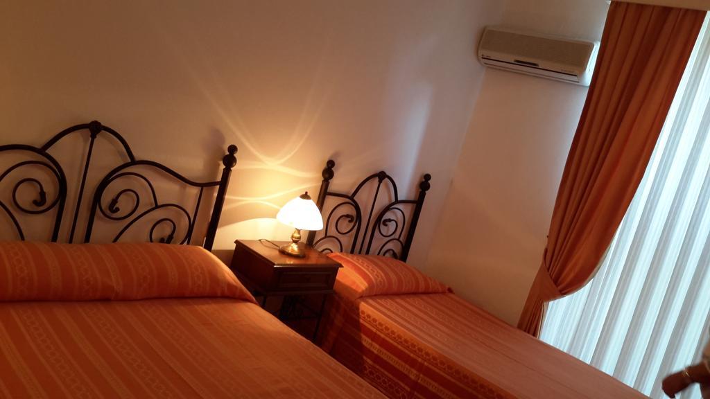 Ege Hotel Bozcaada Island Quarto foto
