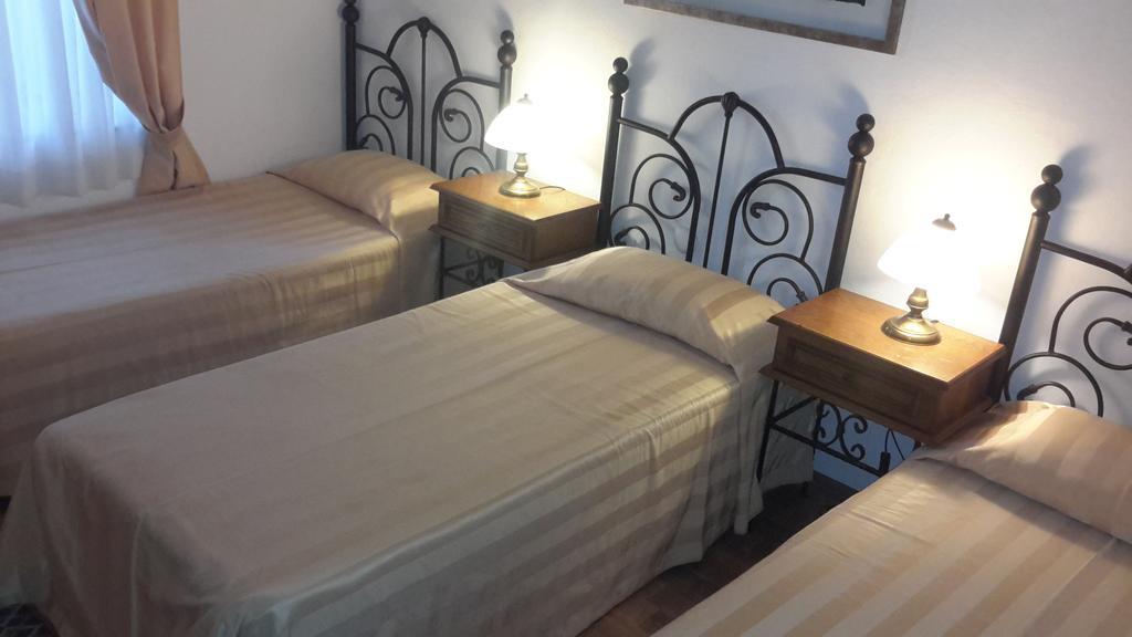 Ege Hotel Bozcaada Island Quarto foto