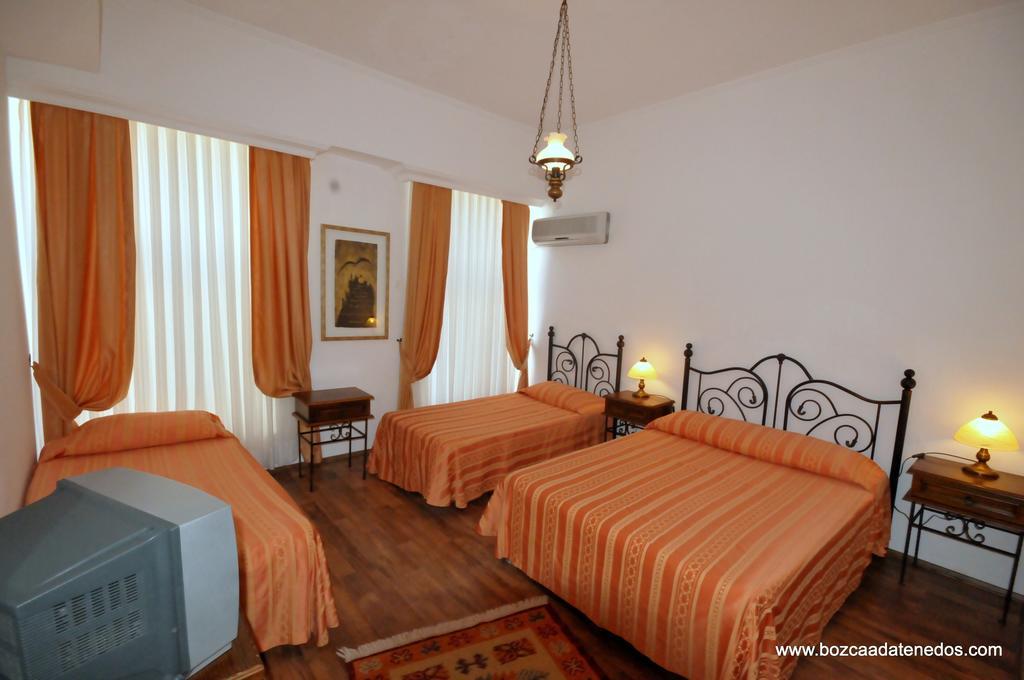 Ege Hotel Bozcaada Island Quarto foto